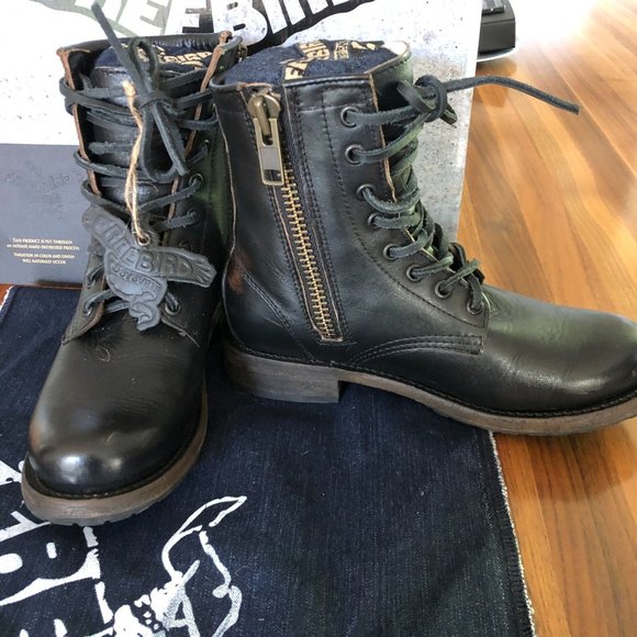 Like new! Freebird by Steven Manchester Combat Boots Black Size 6 Booties - Picture 16 of 16